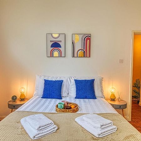 2 Bedroom Apartment In Bath City Centre With Garden & Free Parking Exteriér fotografie
