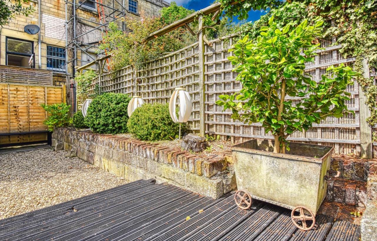 2 Bedroom Apartment In Bath City Centre With Garden & Free Parking Exteriér fotografie