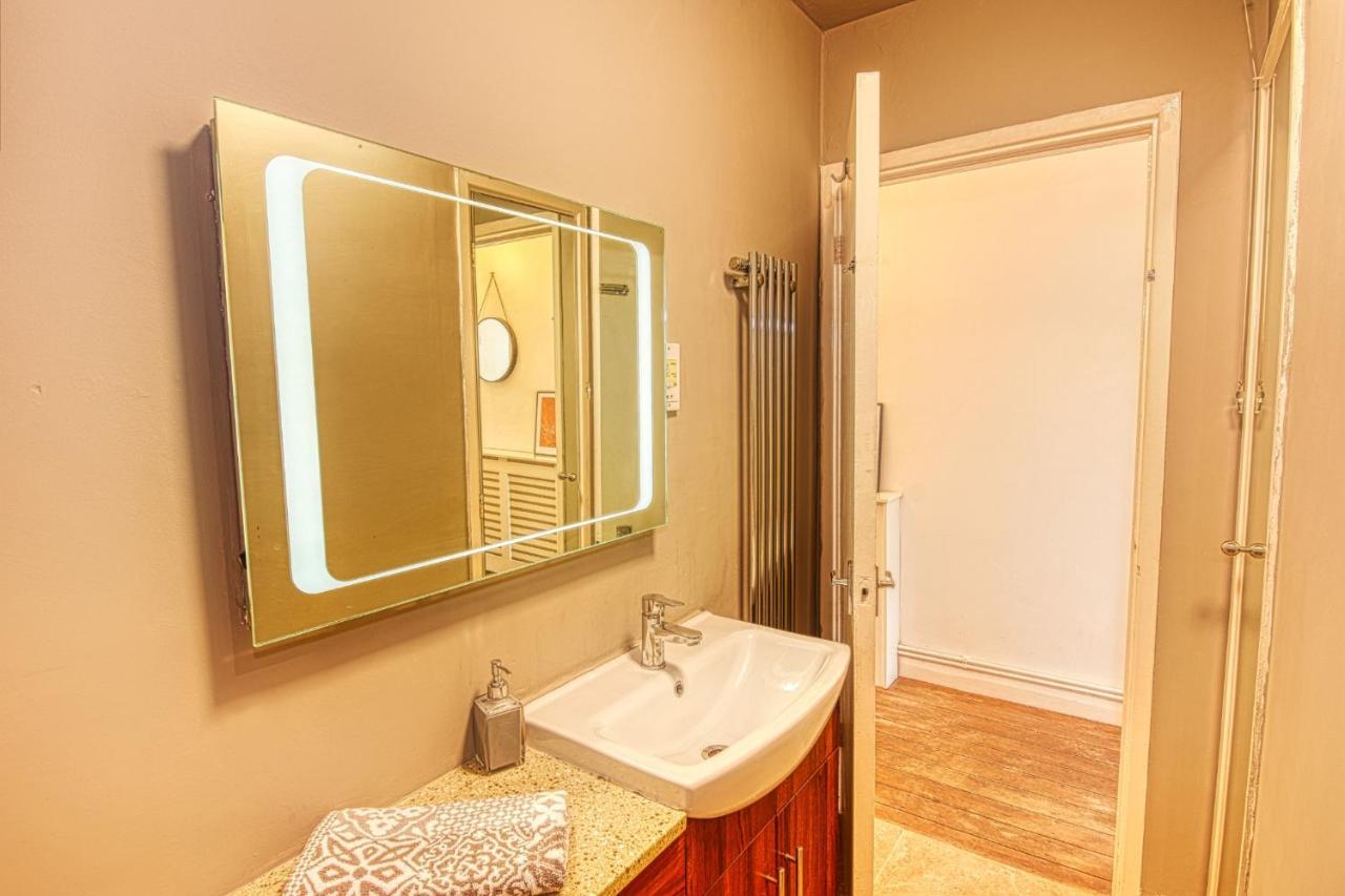 2 Bedroom Apartment In Bath City Centre With Garden & Free Parking Exteriér fotografie