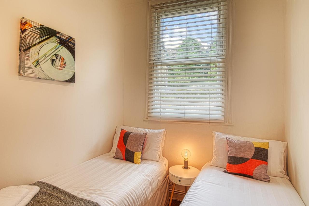 2 Bedroom Apartment In Bath City Centre With Garden & Free Parking Exteriér fotografie