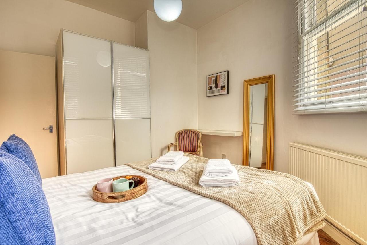2 Bedroom Apartment In Bath City Centre With Garden & Free Parking Exteriér fotografie